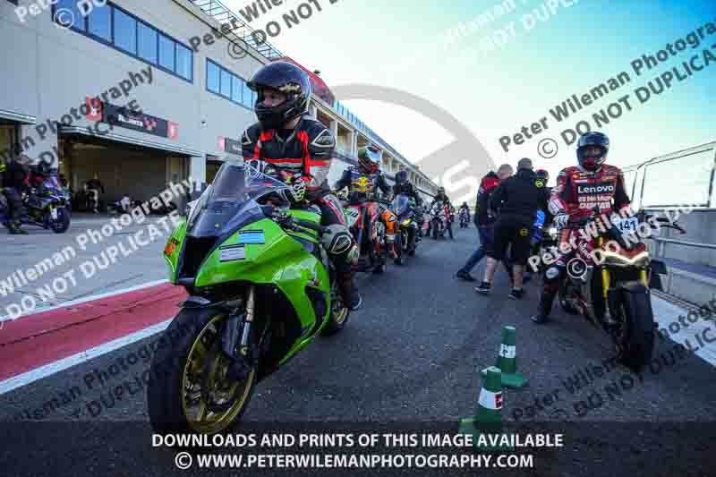 cadwell no limits trackday;cadwell park;cadwell park photographs;cadwell trackday photographs;enduro digital images;event digital images;eventdigitalimages;navarra;no limits trackdays;peter wileman photography;racing digital images;trackday digital images;trackday photos